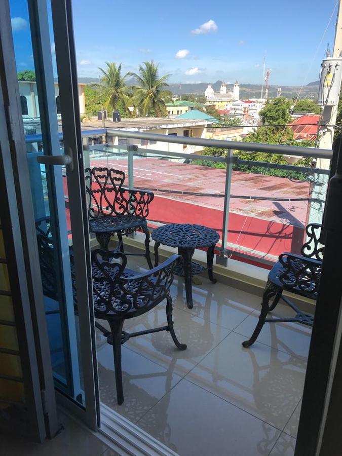 Luxury Karla Apartments Las Flores Buitenkant foto